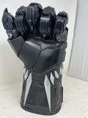 Marvel Infinity Gauntlet Light-Up Sound FX Articulated Cosplay Glove Black AS-IS