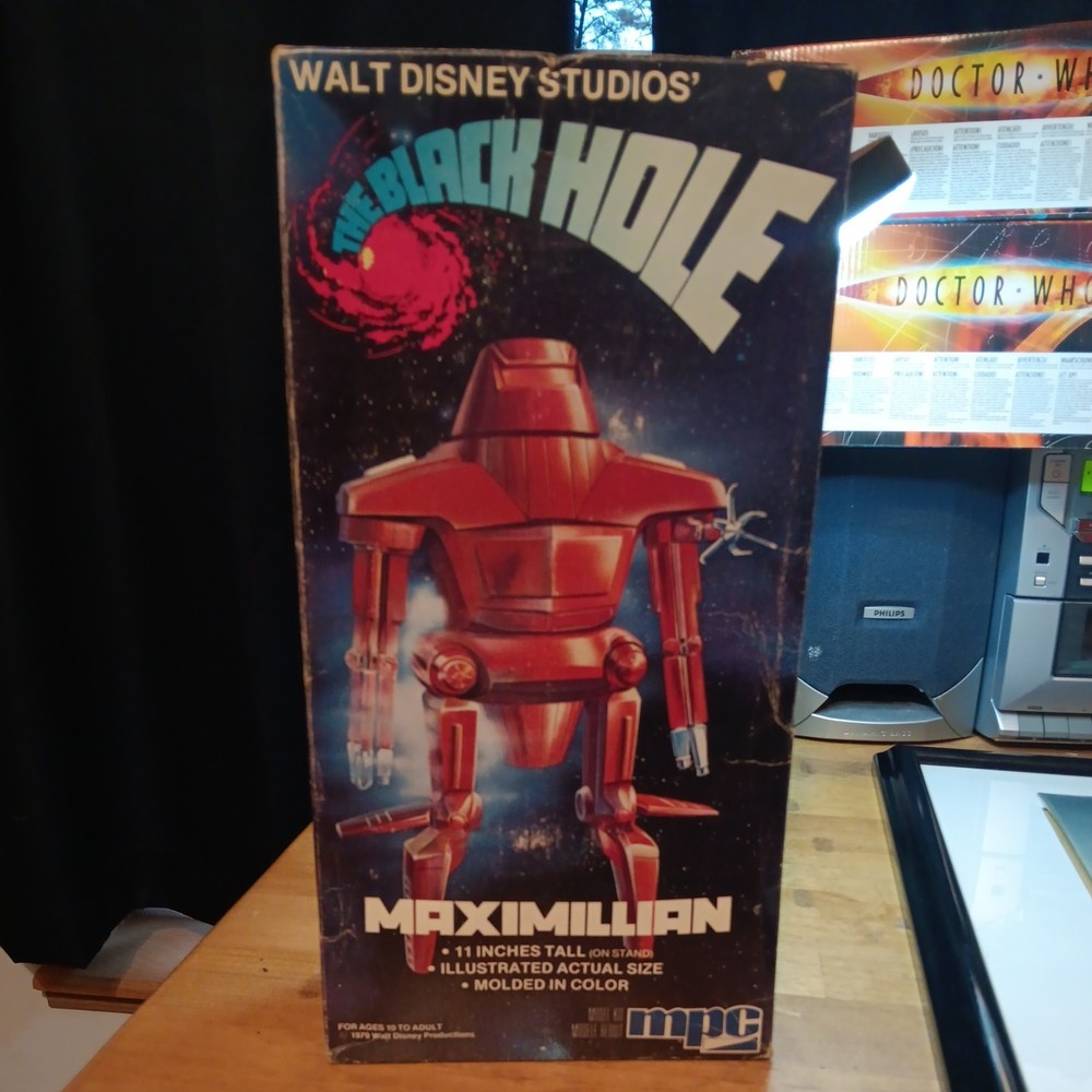 VTG Maximilian MPC Model Kit 1979 Disney The Black Hole UNUSED Contents Sealed!!