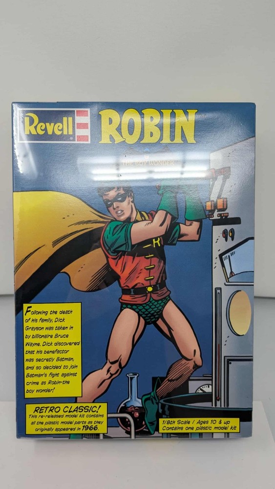 1999 Revell 1/8th Scale Robin Model Kit (See Photos)
