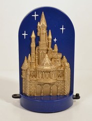 1999 Disney Sleeping Beauty Castle 4″ McDonald’s EUROPE Disneyland Paris Train
