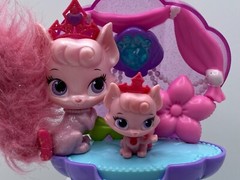 Disney Palace Pets Beauty & Bliss Playset Furry Tail Friends Sleeping Beauty