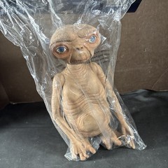 E.T. ALIEN FOAM FIGURE 12″ REEL TOYS NECA HORROR SCI-FI NEW IN PACKAGE