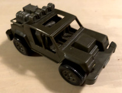 Unbranded Military Jeep Toy Looks Like GI Joe Vamp Cheetah NOT GI Joe Size/Scale