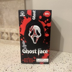 Ghost Face “Scream” Mystery Vinyl Plush Bag Clip – CultureFly Sealed Blind Boxes