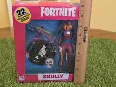 Epic Games McFarlane Toys Fortnite Skully Premium Action Figure New Sealed*