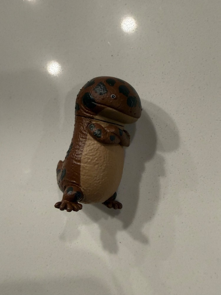Giant Salamander Amphibians Don Mini Figure Capsule Toy Yell Japan