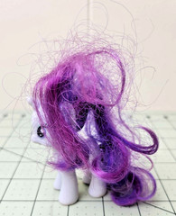 2010 Hasbro My Little Pony MLP 3″ G4 RARITY Blue Diamonds Brushable Toy