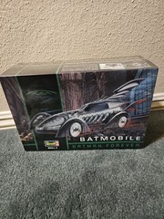Revell Skill 2 Batmobile Batman Forever Scale 1:25 Model Kit 6720 Sealed