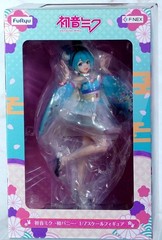 FuRyu VOCALOID Hatsune Miku PVC Figure Japanese Bunny Ver. 10″ 1/7 NEW in Stock
