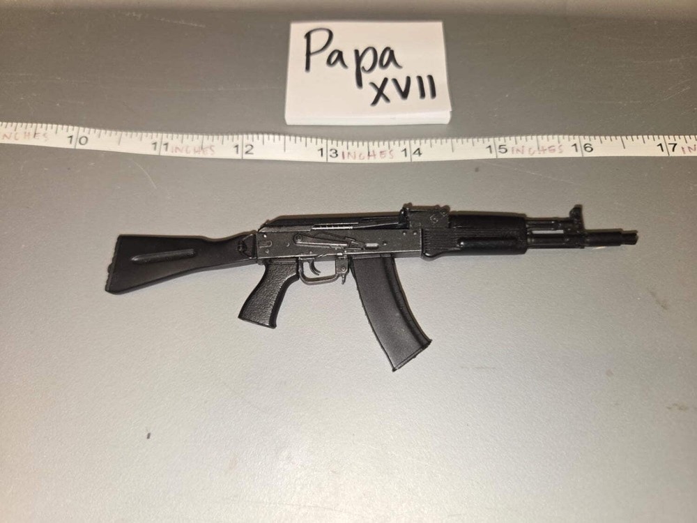 1/6 Scale Modern Era Carbine Variant AK-74M Assault Rifle