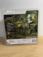 Alien 3: Dog Alien 8In Movie Maniacs 6 Deluxe Xenomorph Hybird Action Figure