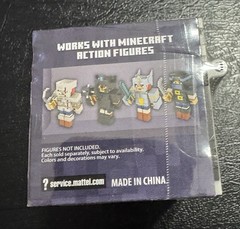 Minecraft Dungeons Battle Chest 10 pc set Grim Armor Mattel Mojang 2019