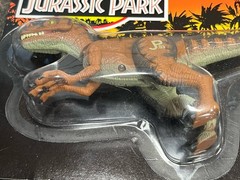 1993 Kenner Jurassic Park Velociraptor “Raptor” w Slashing Jaws NEW Perfect Mip