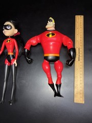 Disney Pixar The Incredibles 2 Violet Doll Action Figure Toy 11″ Pre-owned