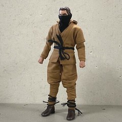 VD-NIN-BN: 1/12 Ninja outfit for Mezco MixMax Nota 6″ slim body – Brown