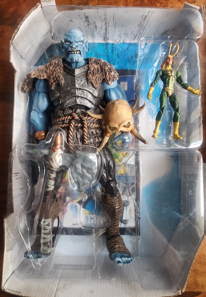 Savage Frost Giant 12″ & Loki Marvel Universe 4” Walmart Exclusive Hasbro RARE!