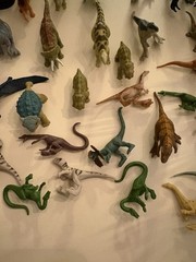 Lot of 30 + Jurassic World Mini Figures Dinosaur Toys