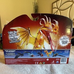 Spin Master Fireworm Dragon Action Figure Defenders of Berk Light Up Whip Tongue