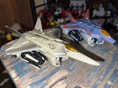 Transformers Movie Voyager Class Thundercracker And Starscream F22 Jet Alt Mode