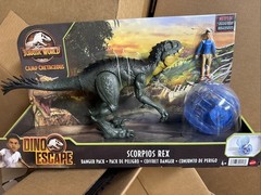 Jurassic World Park Camp Cretaceous Scorpios Rex Danger Pack Kenji Gyrosphere