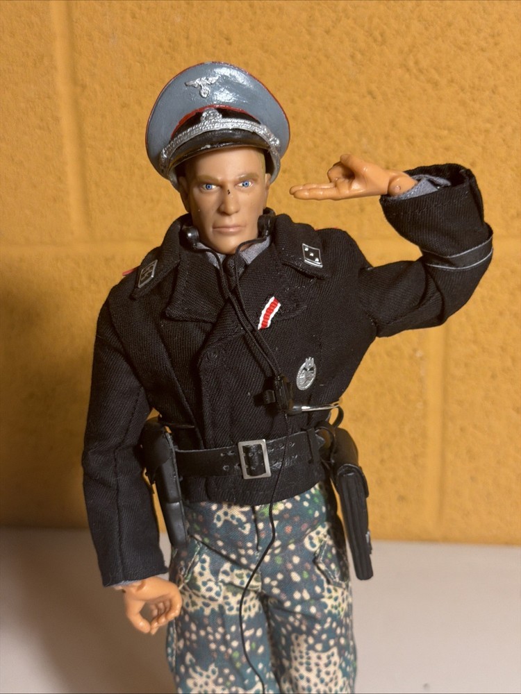 1/6 Scale WWII German Panzer Tank Commander Figure Dragon Models DML Loose 12″
