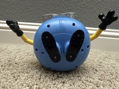Thinkway Toys Squeezeable Talking Blinking Despicable Me 7” Minion Bob