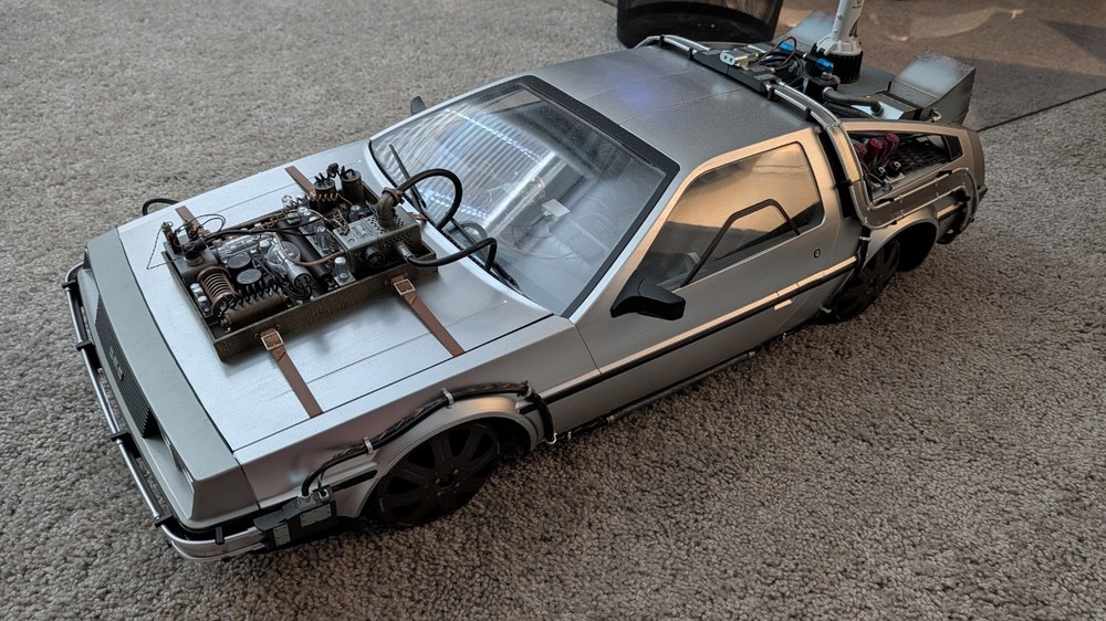 [USED] 1/6 Hot Toys Delorean Back to the Future Part 3 III Time Machine MMS738