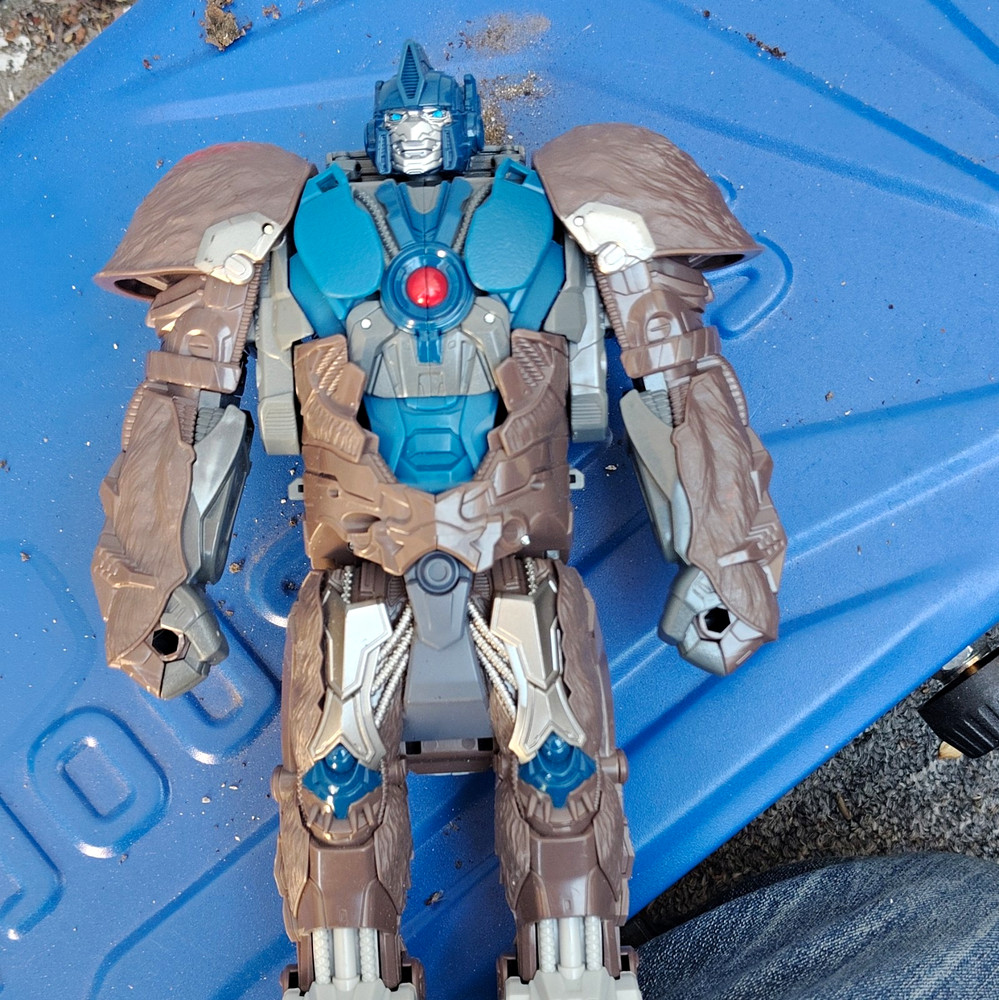 Transformers Optimus Primal Transforming Gorilla Robot Action Figure Blue Brown