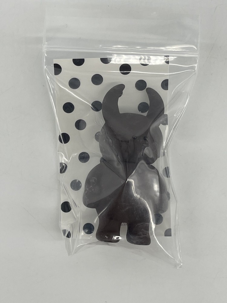 Uamou Monster Angled Ayako Takagi Resin 2.8in – Chocolate