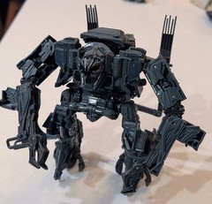Transformers Buzzworthy Studio Series Bonecrusher complete Voyager N.e.s.t.