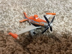 Lot Of 16 Disney Pixar Vehicles Planes Helicopter Metal / Plastic – FREE SHIP!
