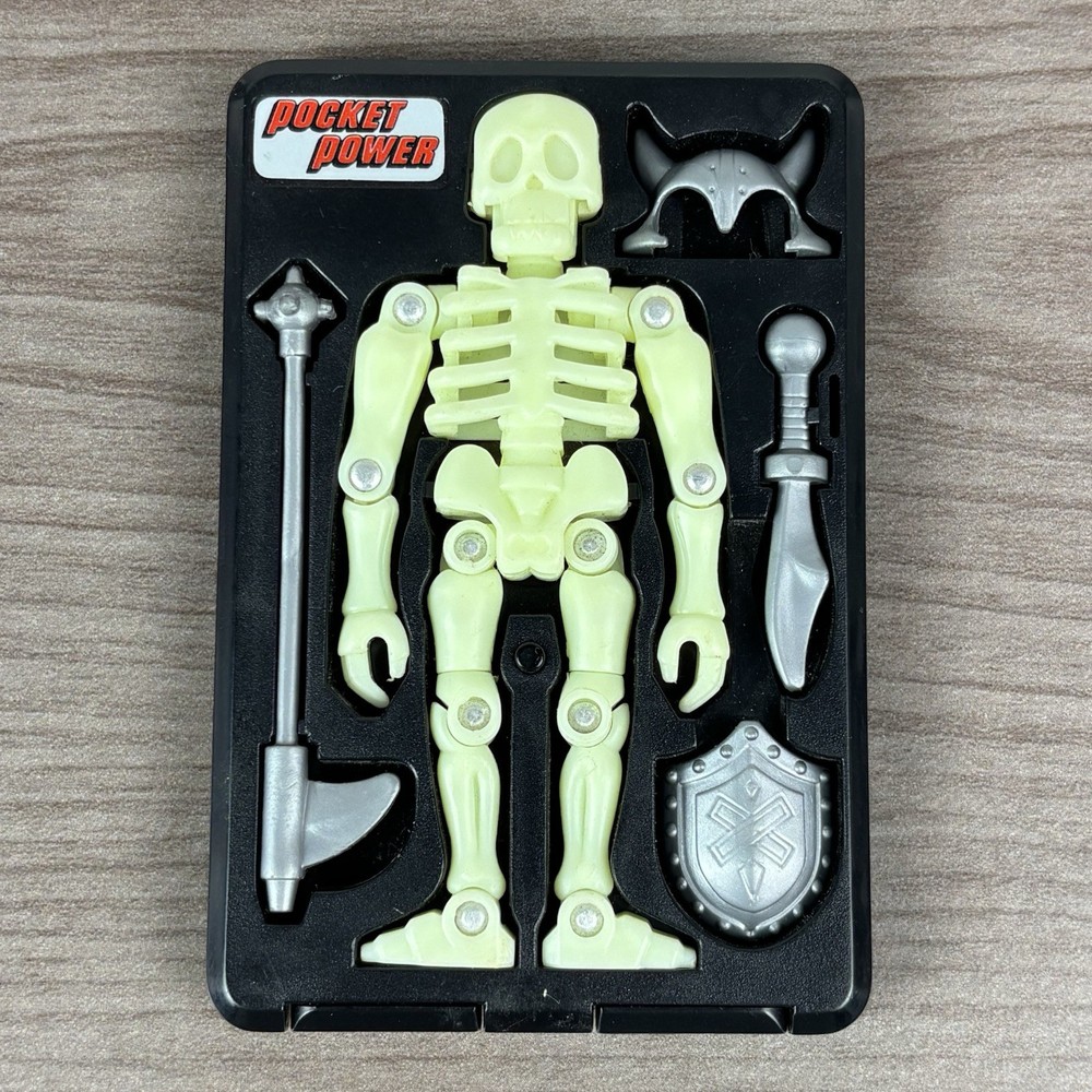 SEGA Pocket Power Tyco Glo-Bones Skeleton Figure Complete!