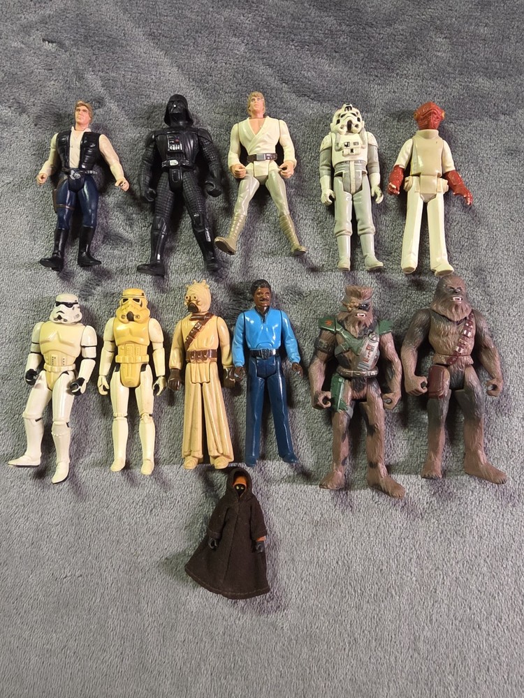 Vintage Lot Of Original Star Wars Action Figures From 1970s – 90s ( 12 total)