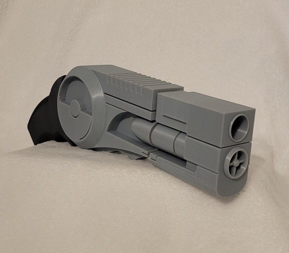 Batman Arkham City 1:1 Scale Grapnel Prop Gun