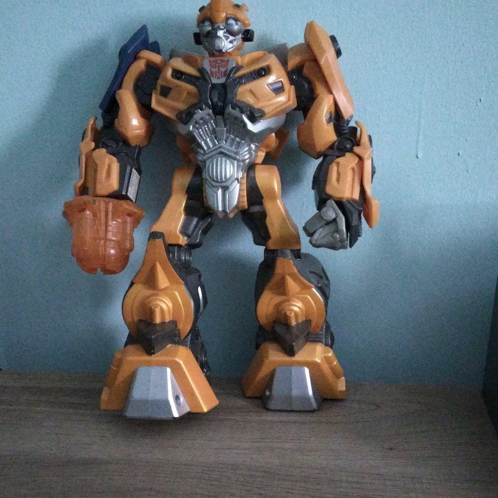 Transformers Bumblebee Action Figure Yellow/Black/Gray Plastic Light Up
