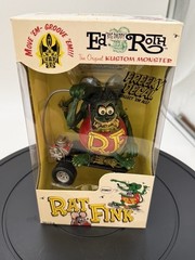 VRHTF RARE ED “BIG DADDY” ROTH RAT-A-TUDE RAT FINK FIGURE ON SKATE BOARD NIB