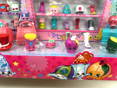 Shopkins Moose Toys Display Case with many Shopkins Figures