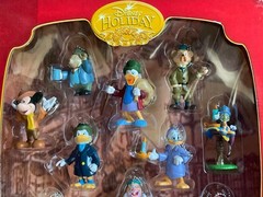 Mickey’s Christmas Carol Disney Holiday 10 Clip On Figure Set 2003 Memory Lane🎁