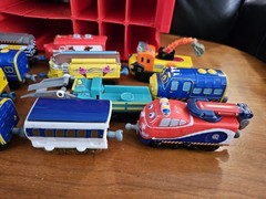 Chuggington Die-Cast Train Lot 15 & Plastic Trains Carrying Case EUC