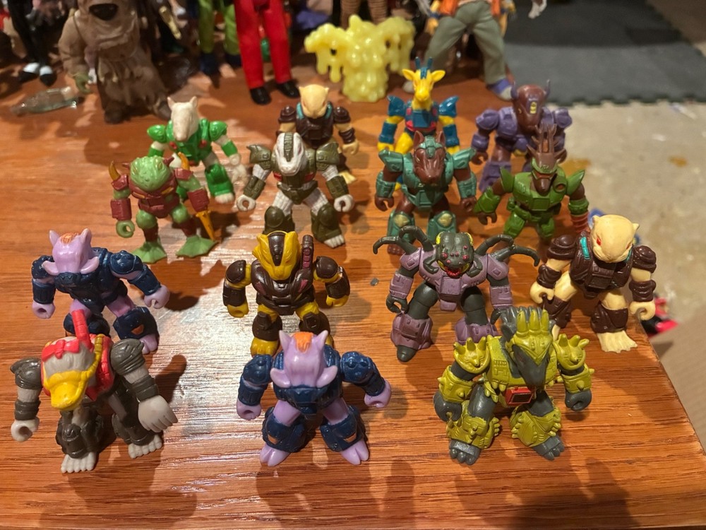 Vintage 1986-1987 Hasbro Takara Battle Beasts Mixed lot Of 15 (No Rubs)