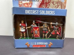 Blue Box Elite Command Julius Caesar Roman Legion Diecast Soldier Figure Set