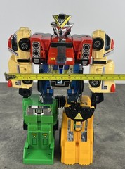 Bandai Power Rangers Turbo Carranger DX VRV Robo Rescue Megazord 1996