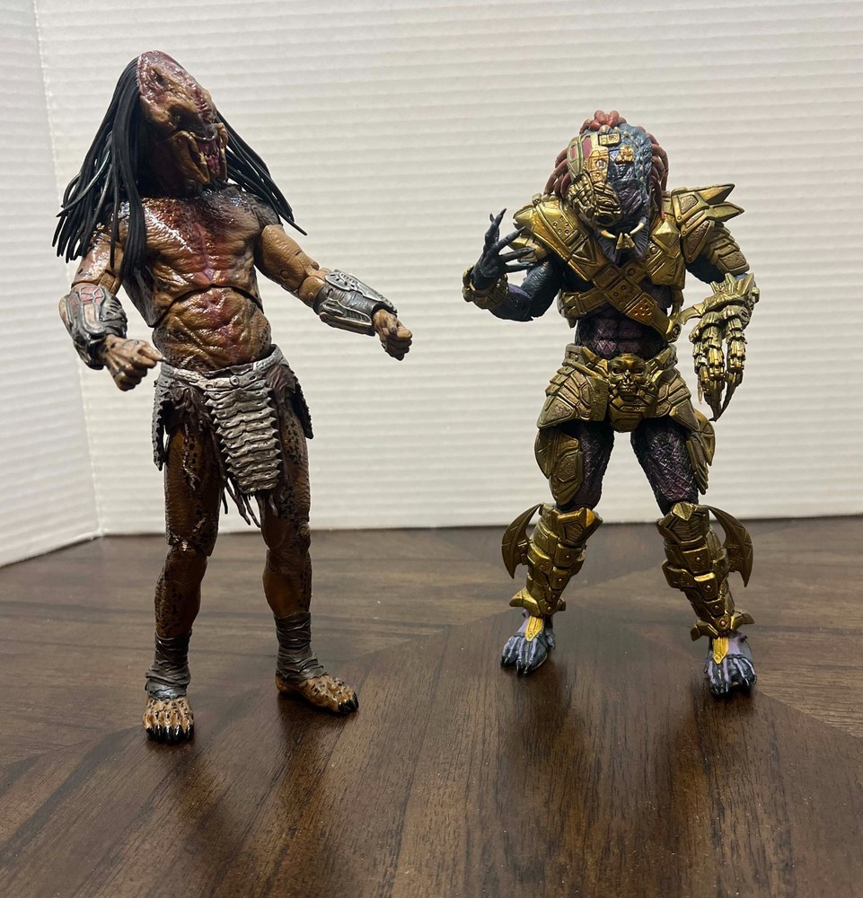 LOT NECA Ultimate Alien Hunter Lasershot Predator and Prey Feral Predator