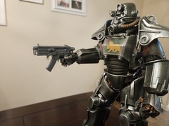 Fallout 3 New Vegas 1/6 Scale 10mm SMG Threezero (One Per Sale)