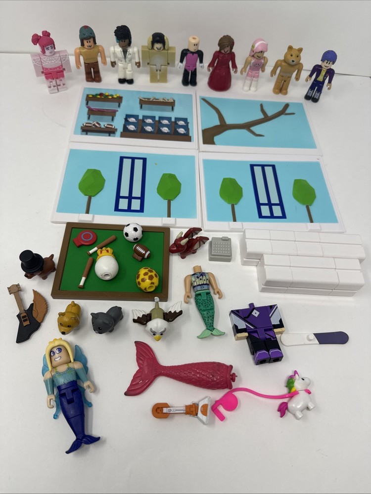 Large Mixed Lot Roblox Action Figures Character Toys With Accessories NO CODES