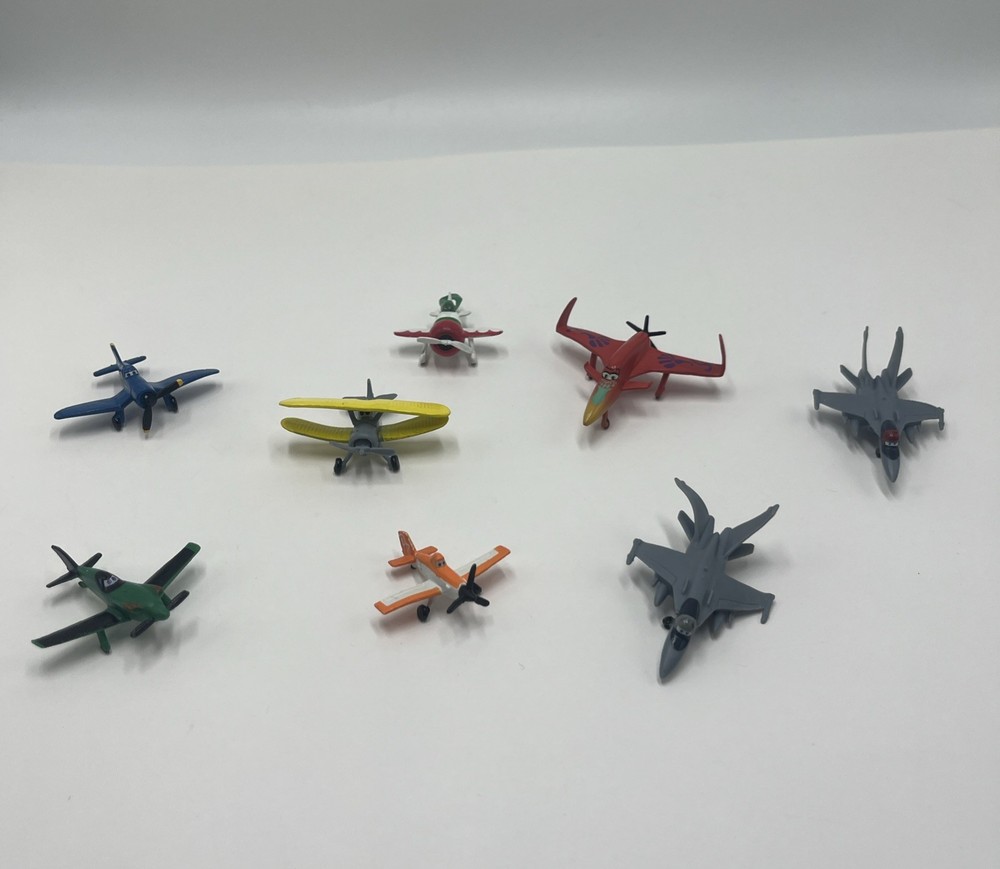 Disney Planes PLASTIC Lot Of 9 shani Skipper El Chupacabra Echo Ripslinger FLAW