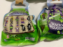 *Lot of 12* WACKY WIZARDS MINI FIGURE SERIES 1 BLIND FIGURES BUNDLE MYSTERY PACK