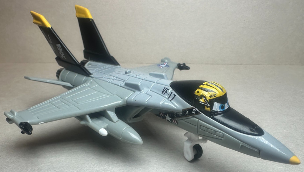 Disney Planes Delta Military Jet USS Flysenhower Deluxe Diecast 1:55