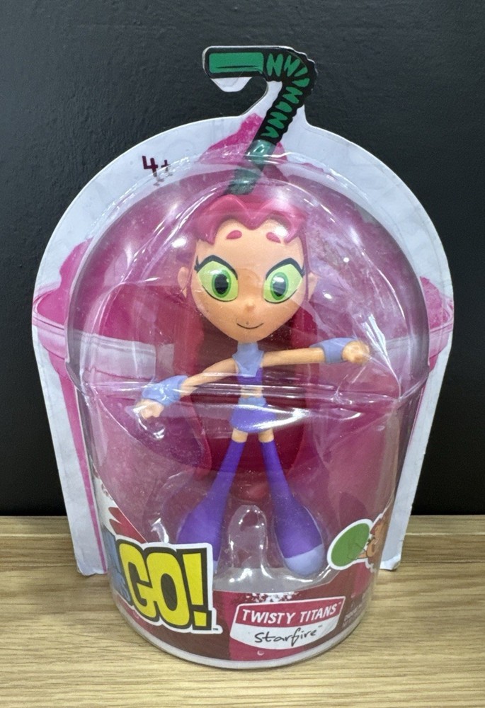 DC Comics Teen Titans GO! Twisty Titans Starfire Flexible 6″ Action Figure Toy