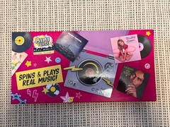 MGA’s Miniverse Real Music Record Player Mini Collectibles Mini Playable Record